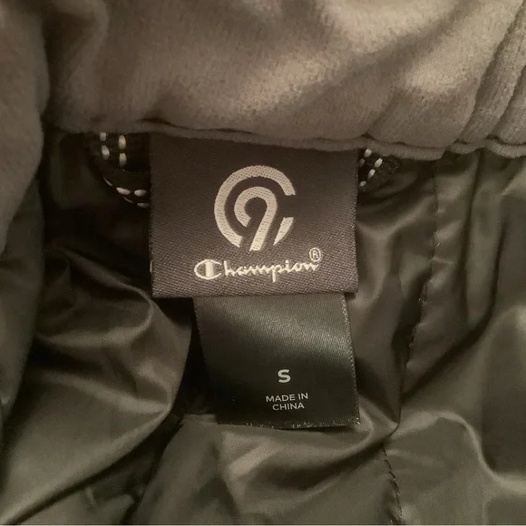 Champion Women’s Insulated Snow Pants – Black – Size Small - Picture 6 of 10